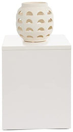 Displays2go White Merchandise Display Cube, 16 Inch Tall – White (WDCUBEWHT1) - color: White, size: 16"H