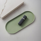 Green Silicone Vanity Tray, 8.66x3.94 Inch Oval Food-Grade Counter Organizer, Dishwasher Safe Scratch-Proof Storage Tray for Jewelry Makeup Bathroom Desk - color: Green