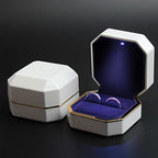 Luxury Ring Box, Square Velvet Wedding Ring Case Jewelry Gift Box with LED Light for Proposal Engagement Wedding, White - color: White, size: Ring Box