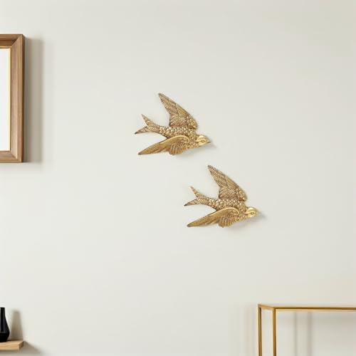 VOSAREA 2PCS Bird Wall Art Bird Wall Figurine Swallow Wall Sculpture Resin Wall Hanging Decor 3D Sculpted Floating Wall Sculpture Antique Swallow Hanging Ornament (4.91X3.93X0.59inch)