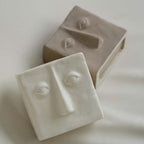 WENSHUO Abstract Square Face Pen Holder, Modern and Minimalistic Desk Accessories (Crème) - color: Crème