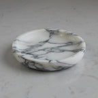 Nawgnail Natural Travertine Marble Jewelry Dish 5.5",Trinket Dish for Ring Earring, Gift for Woman Daugther(Arabescato Calacatta) - color: Arabescato Calacatta