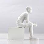 Modern Abstract Resin Sculpture Sitting Man Figurine, Japandi Style Matte White Home Decor, Minimalist Accent Ornament for Tabletop, Shelf, Desk, Living Room and Office