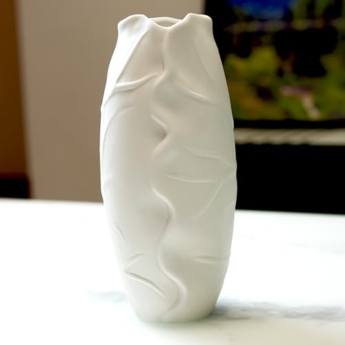 8.26 * 2.36inch Vase for Flowers,White Ceramic Vase for Home Decor,Minimalist Vase for Pampas Grass,Boho Flower Vasefor Kitchen,Dedroom Decor,Office,Living Room,Nordic Style,Decorative Gift.