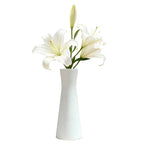 7 inch Modern Minimalist White Ceramic Vase Small Table Single Stem Vase for Home and Office Desk Decor Centerpiece
