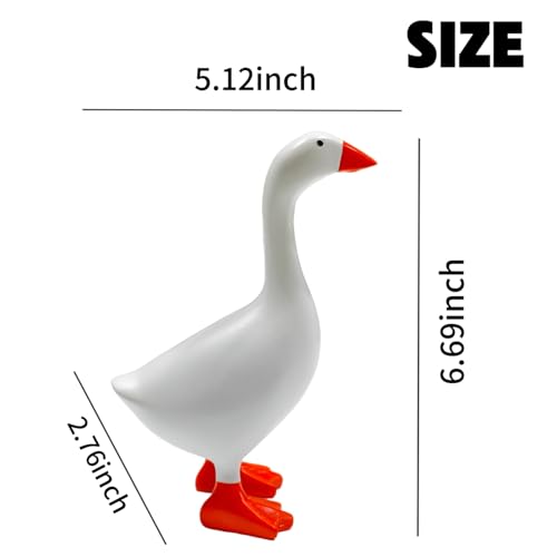 Desk Mini Goose Key Holder 7 Inch, Resin Magnetic Goose Statue with 15 Accessories, Cute Desktop Figurine Keychain Hanger, Home Office Table Bedroom Decor, Funny Housewarming Gift