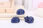 LAIDANLA Sodalite Cat Healing Crystals Figurine Sleeping Cat Hand Carved Cute Statue Polished Stone Sculpture Reiki Office Room Bedroom Desk Home Decoration Gifts 1.6" - color: O-sodalite