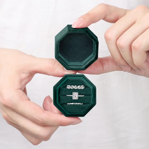 WantGor Velvet Ring Box, 3 Slots Jewelry Ring Gift Box Vintage Ring Display Holder Case for Wedding Ceremony Proposal Engagement (Green) - color: Green