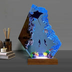 Handmade 3D Ocean Resin Lamp - USB Powered Resin Ocean Night Light with Wooden Base, Variable Lights, Scuba Diver Gifts, Diving Enthusiast Collectibles, Unique Birthday Holiday Gifts for Men & Women - color: Scuba Diver-1, size: M