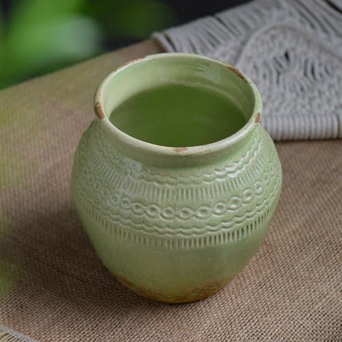 Quoowiit Ceramic Rustic Farmhouse Vase, Green Distressed Flower Vase for Home Decor, Boho Decorative Vases for Centerpiece Table Decorations, Vases for Living Room Kitchen Entryway Mantle Shelf Decor - color: Green