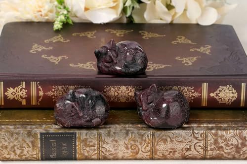 LAIDANLA Garnet Cat Healing Crystals Figurine Sleeping Cat Hand Carved Cute Statue Polished Stone Sculpture Reiki Office Room Bedroom Desk Home Decoration Gifts 1.6" - color: J-garnet