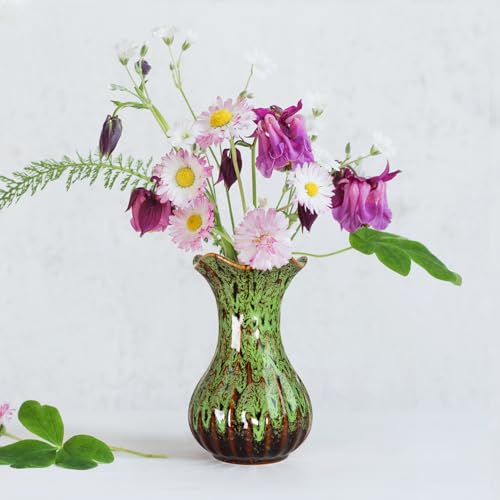 Ceramic Vase, Modern Small Vases for Home Decor, Elegant Flower Vase Centerpiece for Tables, Office Desk, Room Decor, Fit for Housewarming, Wedding, Birthday (Green) - color: Green