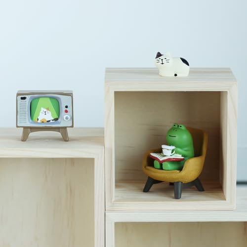 Mevodeata Cute Mini Frog and Cat Figurine with Small Sofa and TV Resin Figure for Office Home Decor Perfect Cute Frog Gift and Cat Gift - color: Tv Frog and Cat