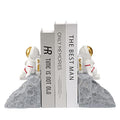BUTILIVEEN Astronaut Book Ends to Hold Books, Astronaut Decor, Space Themed Bedroom, Desktop, Bookcase Decor - Gifts for Space Lovers - style: B
