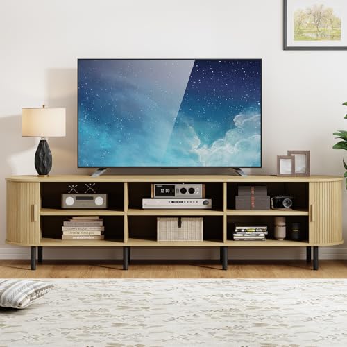 86.6" TV Stand with Power Outlet, Mid-Century Modern Television Stand, Fluted Media Console with Sliding Doors, Entertainment Center for TVs up to 90 Inch, Adjustable Shelves, Oak - color: Oak, size: 86.6 Inch