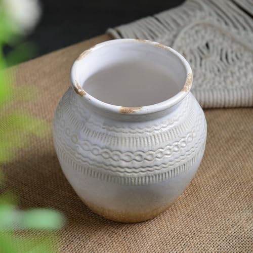 Quoowiit Ceramic Rustic Farmhouse Vase, White Distressed Flower Vase for Home Decor, Boho Decorative Vases for Centerpiece Table Decorations, Vases for Living Room Kitchen Entryway Mantle Shelf Decor - color: White