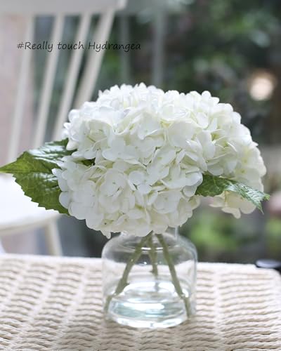 CHASMILE Real Touch Artificial Flowers Whith White Hydrangea in Vase for Home Decoration, Fake Flowers Centerpieces for Tables, Lifelike Fake Hydrangea in Vase for Bathroom, Office and Water Bar - color: White