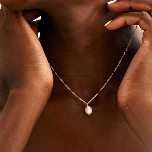 Mothers Day Gifts - 14K Gold Plated Pearl Necklaces for Women Trendy Dainty Necklace Simple Layered Gold Pearl Necklace for Women Mothers Day Wedding Birthday Gifts - color: One Pearl necklace