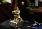 King's Guard Kneeling Knight Candlestick Holders Resin Posture TeaLight Holder Warrior Mobile Phone Stand Pen Holder Candle Holder for Restaurant, Altar, Home Table(Bronze) - color: Bronze