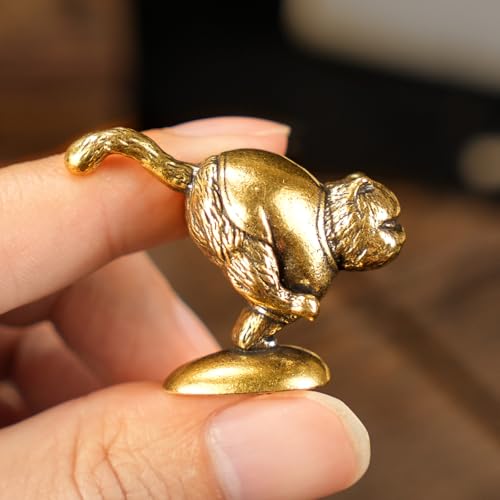 CHOVY Vintage Style Jumping Cat Figurine - 100% Solid Brass Retro Statue | Handcrafted Desk Ornament, Collectible Art Piece for Home & Office Decor | Unique Gift for Cat Lovers - style: Jumping cat