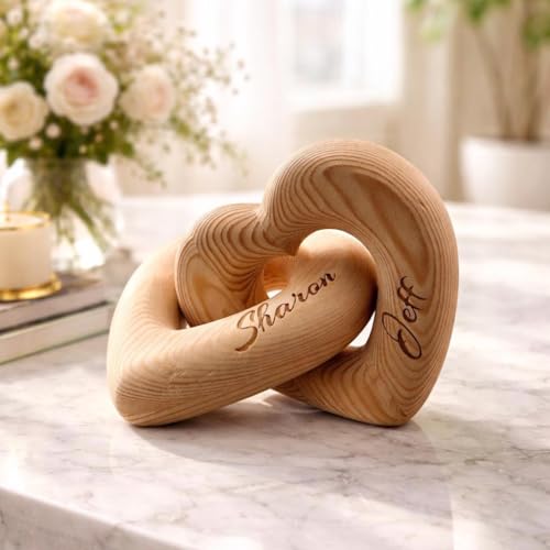 Mother’s Day Father’s Day Gift with Custom Names, Personalized Infinity Heart Sculpture, Interlocking Hearts Decoration Wooden Love Knot Heart Couple Gifts Keepsake Wedding Anniversary Present