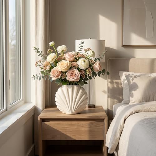 Ceramic Shell Vase, Matte White Decorative Vase for Home Decor, Modern Coastal Flower Vase for Pampas Grass, Small Tabletop Vase for Living Room Shelf Bedroom Entryway