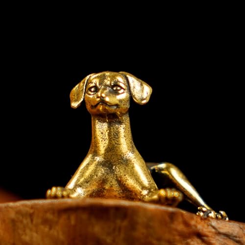 CHOVY Retro Crawling Dog Sculpture-Stretched Neck Pose, Handcrafted 100% Solid Brass-Ideal Home Decor Desk Ornament Collectible Art Piece Office Desk Accent Artistic Scene Decoration - style: Lying Dog