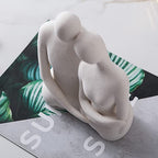 Mowtanco Couple Figurines – Modern Ceramic Sculpture for Home Decor, Living Room, Bedroom, Shelf, Office, Coffee Table – Abstract Collectible Statue Gift for Wedding or Anniversary