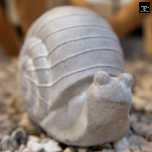 Modern Small Ribbed Grass Snail Figurine, Unique Cement Figurines, Handcrafted Decorative Washed Concrete Finish White Sculpture for Home, Garden, Office: 9.25"x5.25"x5.75"H - size: 9.25"x5.25"x5.75"H