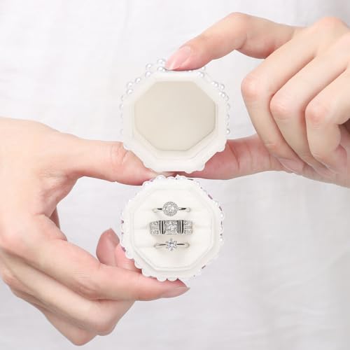 WantGor Velvet Ring Box, 3 Slots Jewelry Ring Gift Box Vintage Ring Display Holder Case for Wedding Ceremony Proposal Engagement (White Pearl) - color: White Pearl
