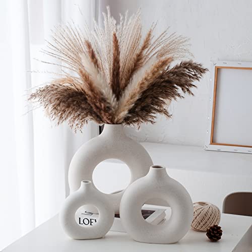 White Ceramic Donut Vase Set of 2, Big Hollow Round Matte Pampas Flower Vases for Boho Home Wedding Party Room Dinner Table Shelf Decor. - color: White, size: Donut Large Set of 2