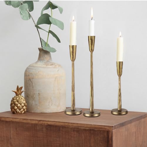 Qinyoung Set of 3 Antique Brass Candlestick Holders Cast Iron Taper Candle Holder Vintage Decorative Candle Stand Candlestick Holder for Wedding Table Dining Home Decoration