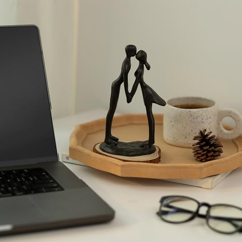 Sziqiqi Anniversary Wedding Gift for Couple: Iron Gifts for 6th Anniversary for Her Him Women - Cast Iron Couple Sculpture Present for Wedding Day Engagement Christmas Bithday Valentines - style: Couple Kiss