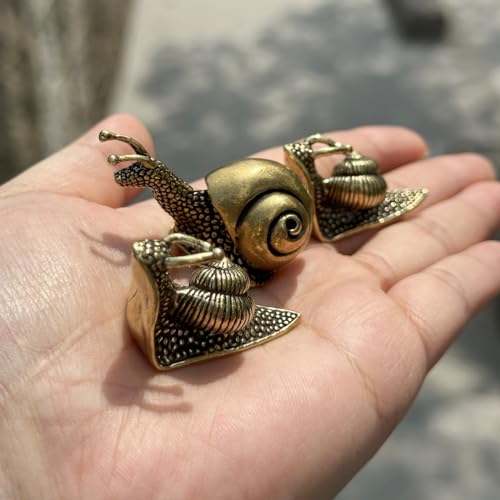 3Pcs Brass Snail Statue Decor, Retro Mini Copper Snail Statue Home Decoration for Living Room and Desk, Outdoor Pond Garden Lawn Decor Landscaping,Landscape Animal Statue