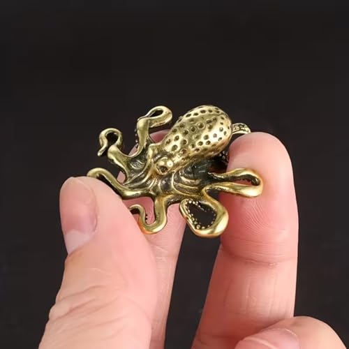 Pure Copper Octopus Ornament - Vintage Tea Pet Collectible, Artisan-Crafted Statue, Indoor & Outdoor Desktop Decoration, Ideal for Placement on Tea Tables, Office Desks and Living Room Surfaces