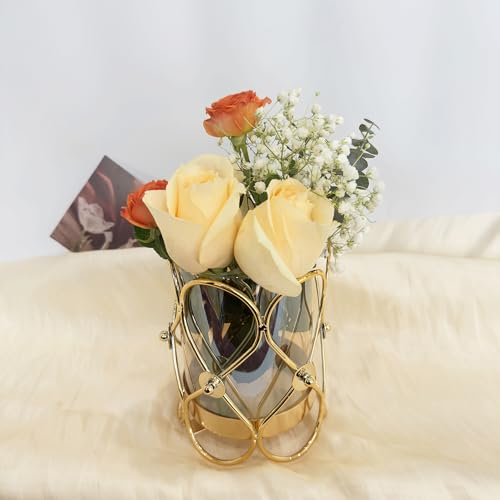 Hurricane Candle Holder, Gold Pillar Candle Holder with Geometric Decorative Accents & Windproof Glass Lid, Perfect for Weddings, Dinners, Parties & Special Events - size: 15cm