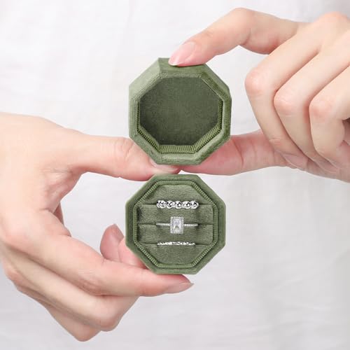 WantGor Velvet Ring Box, 3 Slots Jewelry Ring Gift Box Vintage Ring Display Holder Case for Wedding Ceremony Proposal Engagement (Olive Green) - color: Olive Green