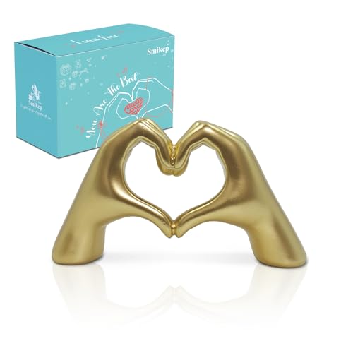 Heart Gesture Sculpture - Modern Gold Resin Hand Heart Statue for Home Decor, Minimalist Aesthetic Room Decor for Shelf, Office Desk, Bookshelf, Coffee Table - Romantic Music Fan (Small) Golden