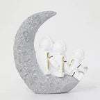 BUTILIVEEN Astronaut Decor Family Sculptures, Astronaut Family of 3 Figurines, Space Themed Bedroom Decor, Desktop Decor, Shelf Decor, Gifts for Space Lovers, Gold Astronaut Home Deocr - style: Family of 3