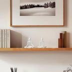 Abstract Thinker Statue, White Minimalist Abstract Sculpture Statue, Modern Art Decoration for Home Office Desk Decoration (White Style B)