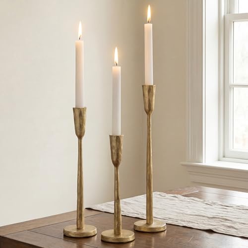 Qinyoung Set of 3 Antique Brass Candlestick Holders Cast Iron Taper Candle Holder Vintage Decorative Candle Stand Candlestick Holder for Wedding Table Dining Home Decoration
