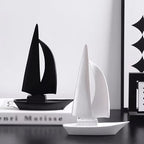 Statue Decorations Sailing Boat Ornaments Niche High-end Sense Light Luxury High-end Living Room Furniture Foyer Wine Cabinet TV Cabinet Decorations Home Decor Object(Black)
