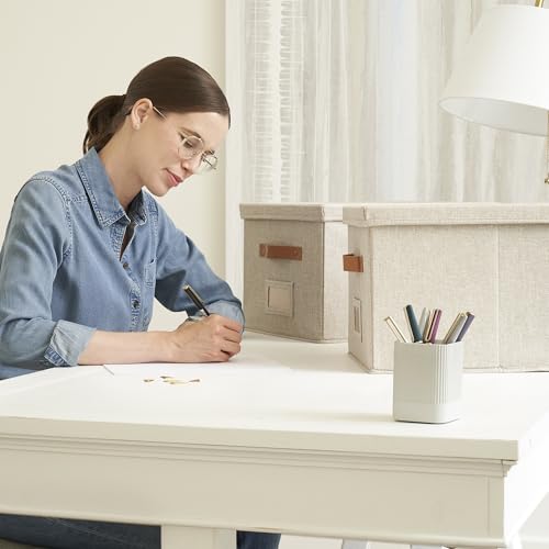 KIBAGA Aesthetic Pen Holder for Desk - Modern Concrete Pencil Holder - Cute and Functional Desk Organizer for Office Supplies - Stylish Office Decor Pen Cup