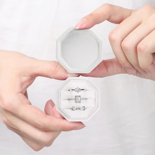 WantGor Velvet Ring Box, 3 Slots Jewelry Ring Gift Box Vintage Ring Display Holder Case for Wedding Ceremony Proposal Engagement - color: White