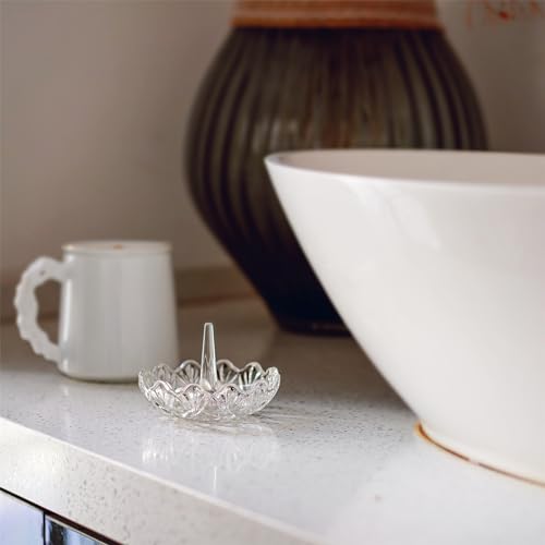 H&D HYALINE & DORA Clear Crystal Ring Holder, Glass Jewelry Dish, Display for Wedding, Wavy Shape Gift for Mom, Wife, Girl - color: Clear