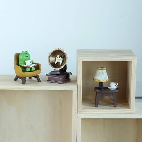 Mevodeata Cute Mini Frog Figurine with Small Sofa Resin Frog Figure for Office Home Decor - Cute Frog Gift for Frog Lovers - color: Player and Frog