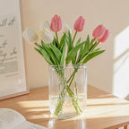 Clear Glass Vase for Flowers, U Shaped Ribbed Flower Vase for Centerpieces, Bouquet, Home Deco Vases 7.28 Inch, Modern Boho Glass Vases for Living Room, Bedroom, Wedding, Housewarming Gift - color: Clear