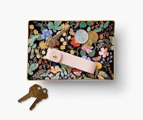 RIFLE PAPER CO. Strawberry Fields Catchall Tray, Jewelry and Trinket Organizer, Keep Valuables Secure, Protect Small Items, Minimize Loss, Organize Desk, Keep your Items in Sight, Cute and Fashionable - color: Strawberry Fields