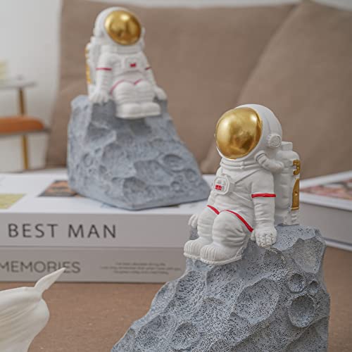 BUTILIVEEN Astronaut Book Ends to Hold Books, Astronaut Decor, Space Themed Bedroom, Desktop, Bookcase Decor - Gifts for Space Lovers - style: B