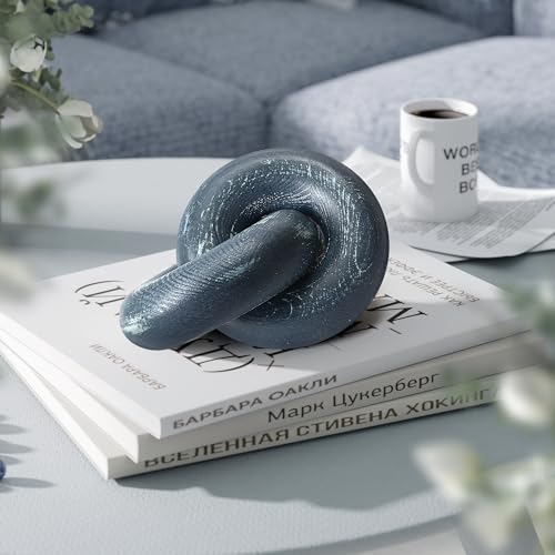 EOSAHR Boho Pine Wood Knot Decor Blue Wooden Chain Link Sculpture for Coffee Table, Bookshelf & Side Table Simple Modern Decorative Knot for Stylish Home Decor - color: Blue